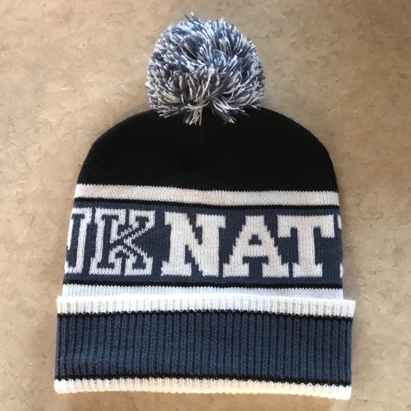 Y2K Victoria’s Secret PINK Nation PomPom Winter Hat Beanie. - Picture 2 of 5